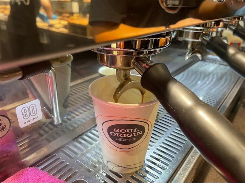 Sang lại tiệm cafe nổi tiếng tại Palmerston, NT, có thể làm visa