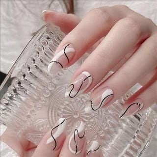 Shop nail độc quyền, đông khách, cách Inala 30 phút cần sang lại