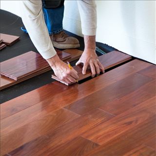 H & N Flooring chuyên dịch vụ lắp đặt sàn gỗ
