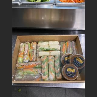 Shop takeaway Việt gần North Ryde station cần bạn all rouder