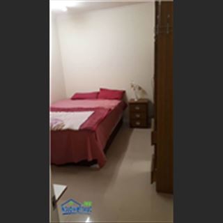 Nhà có phòng trốngở trung tâm Springvale cho Nữ share lại dài hạn